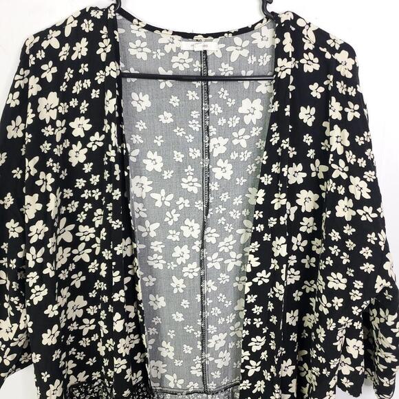 Maurices Top Womens XXL Kimono Pull On Daisy FLorals Spring Peplum Waist Casual - Picture 2 of 12
